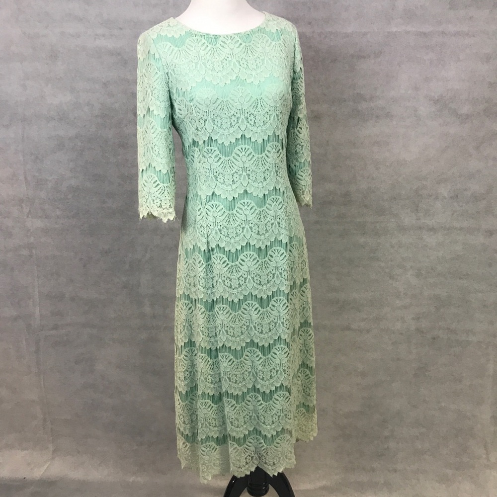 Dainty Jewell’s Night in Paris Lace Dress